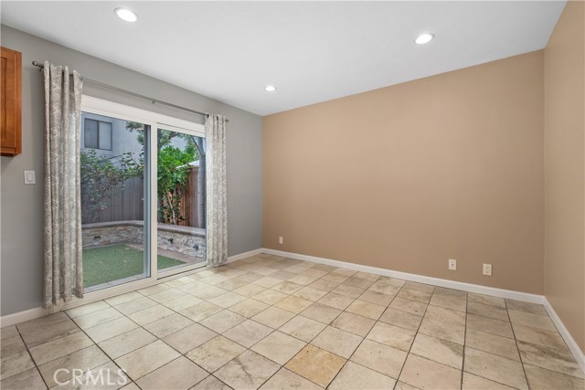 Detail Gallery Image 18 of 52 For 39 Wintermist, Irvine,  CA 92614 - 3 Beds | 2/1 Baths