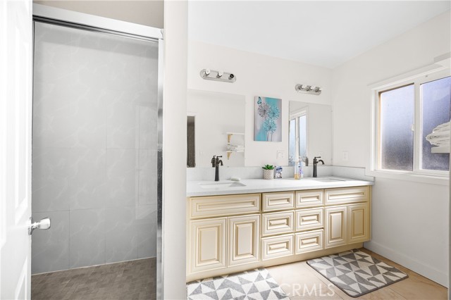 Detail Gallery Image 12 of 38 For 2000 Fulton Ave, Monterey Park,  CA 91755 - 9 Beds | 6 Baths