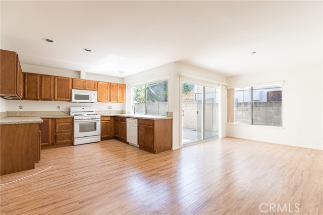 2224 Carlsbad Court photo 3
