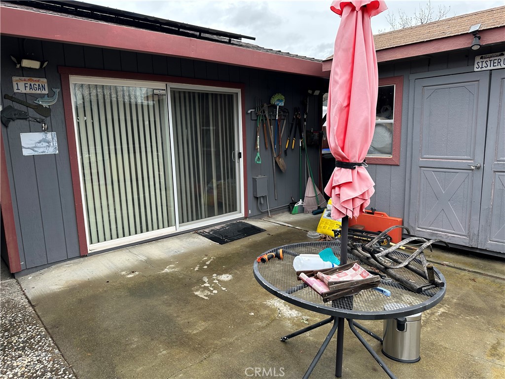 https://media.crmls.org/medias/6d0639db-f168-4a53-b642-4f5a949cb768.jpg?preset=X-Large