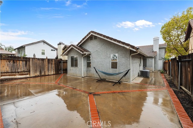 26938 Terri Drive, Canyon Country CA: https://media.crmls.org/medias/6d069b3a-9bda-45d3-97d7-d1c7311db483.jpg