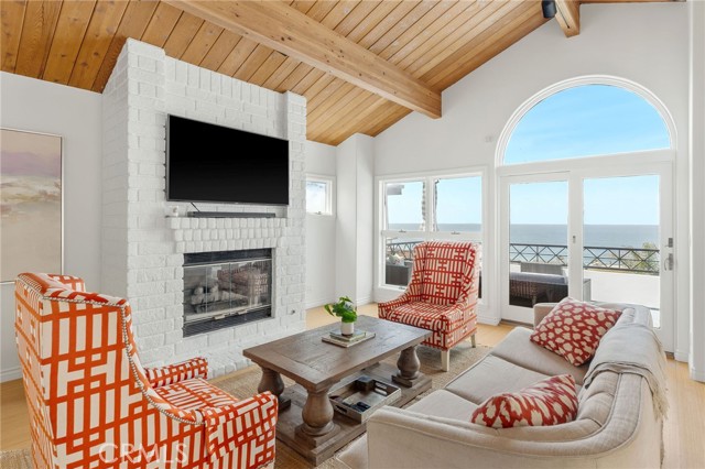 4104 Highland Avenue, Manhattan Beach, California 90266, 3 Bedrooms Bedrooms, ,3 BathroomsBathrooms,Residential,Sold,Highland,SB21194118