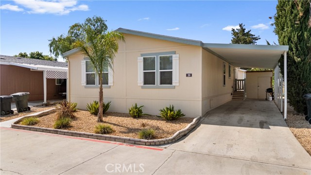 913 S Grand Avenue, San Jacinto CA: https://media.crmls.org/medias/6d07c574-c7f9-4c92-bdca-c2025c2a0240.jpg