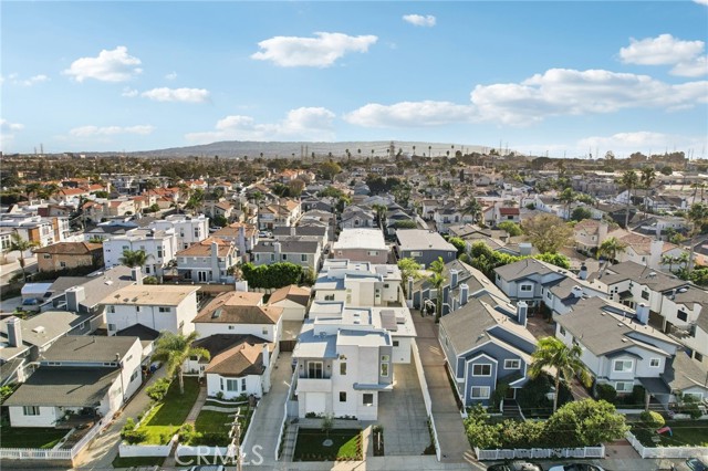 Detail Gallery Image 46 of 50 For 1914 Belmont Ln #B,  Redondo Beach,  CA 90278 - 4 Beds | 3/1 Baths