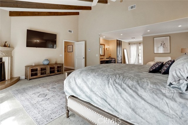 Detail Gallery Image 40 of 65 For 4751 Topeka Dr, Tarzana,  CA 91356 - 5 Beds | 6 Baths