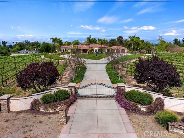 Detail Gallery Image 12 of 70 For 36090 Monte De Oro Rd, Temecula,  CA 92592 - 6 Beds | 5 Baths