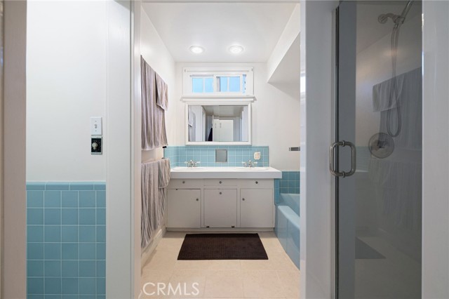 Detail Gallery Image 35 of 69 For 2964 Lombardy Rd, Pasadena,  CA 91107 - 4 Beds | 3 Baths