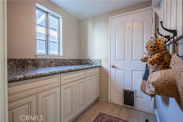 Detail Gallery Image 16 of 48 For 30407 White Cove Ct, Canyon Lake,  CA 92587 - 4 Beds | 3 Baths