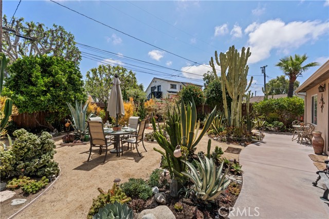 Detail Gallery Image 23 of 25 For 17820 Florwood Ave, Torrance,  CA 90504 - 4 Beds | 3 Baths