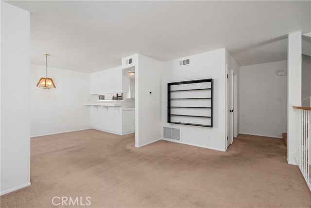 Detail Gallery Image 8 of 26 For 26007 Alizia Canyon Dr a,  Calabasas,  CA 91302 - 3 Beds | 2/1 Baths