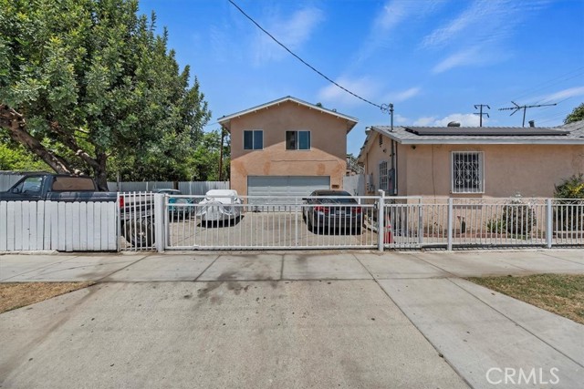 1218 S Sultana Avenue, Ontario CA: https://media.crmls.org/medias/6d0b9a10-9d58-4885-b911-198e784fabf3.jpg