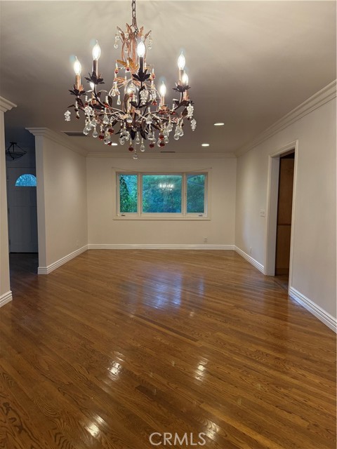 Detail Gallery Image 12 of 15 For 16248 Darcia Pl, Encino,  CA 91436 - 4 Beds | 4 Baths