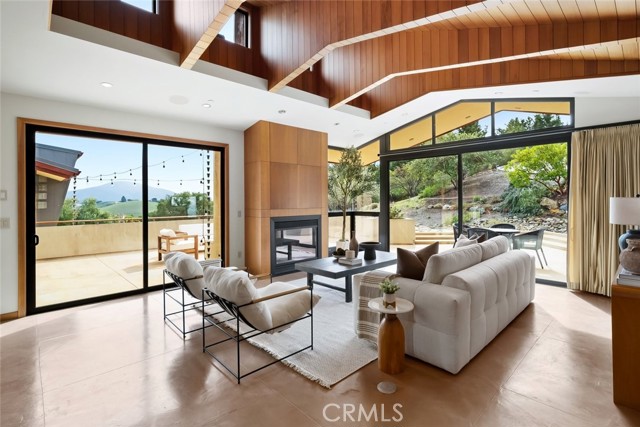 Detail Gallery Image 6 of 74 For 1777 Paseo De Caballo, San Luis Obispo,  CA 93405 - 4 Beds | 3/1 Baths