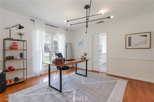367 W Camino Real Avenue, Arcadia CA: https://media.crmls.org/medias/6d0d039f-8a3f-4de6-bc99-cb3dc4ee73d9.jpg