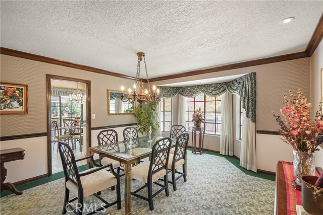 Detail Gallery Image 18 of 48 For 22755 Dale Ct, Chatsworth,  CA 91311 - 4 Beds | 4/1 Baths