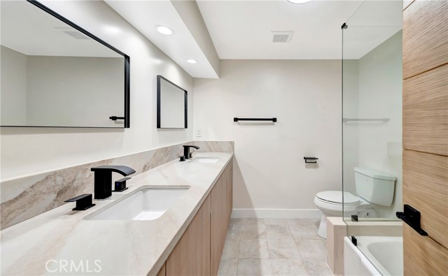 Detail Gallery Image 11 of 19 For 23248 Community, West Hills,  CA 91304 - 4 Beds | 3 Baths