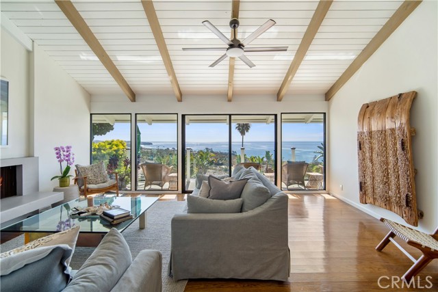 Detail Gallery Image 9 of 54 For 19 N Vista De La Luna, Laguna Beach,  CA 92651 - 3 Beds | 2 Baths