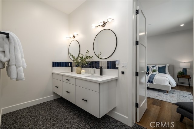 1088 Via Conca Doro, Vista CA: https://media.crmls.org/medias/6d0f1531-1d70-431d-8003-dac4b52a7800.jpg