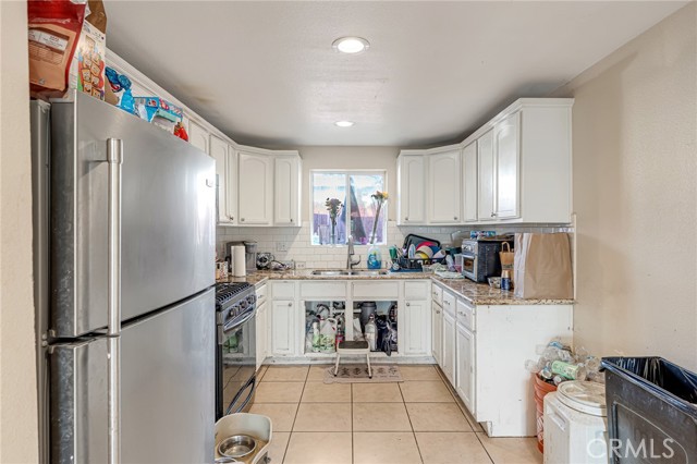 Detail Gallery Image 7 of 15 For 1291 N Almond Way, Banning,  CA 92220 - 3 Beds | 2 Baths