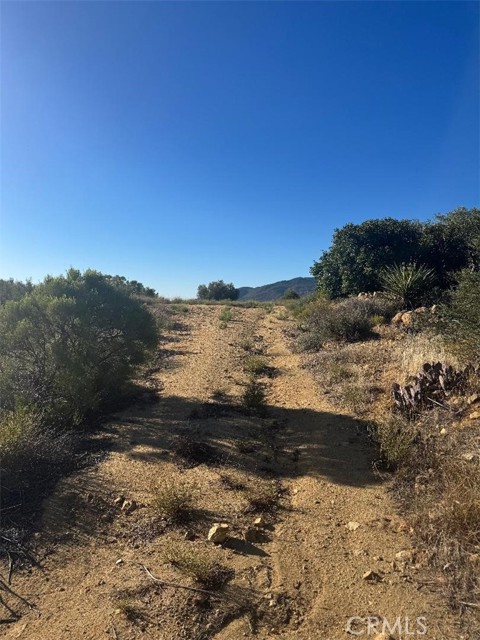 44456 Broken Wheel, Anza CA: https://media.crmls.org/medias/6d0fb2c3-36be-418e-b797-5f64af48060b.jpg