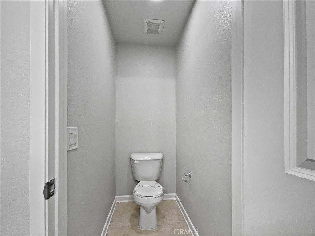 https://media.crmls.org/medias/6d10aeb1-a64f-40a7-be46-6c7dc5b03b38.jpg?preset=X-Large