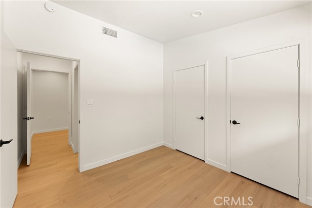 20217 Wells Drive, Woodland Hills CA: https://media.crmls.org/medias/6d10ead4-4651-4d20-8418-2932c6b57223.jpg