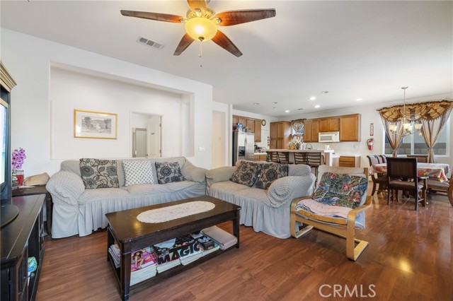 Detail Gallery Image 14 of 54 For 44014 42nd St, Lancaster,  CA 93536 - 5 Beds | 3 Baths