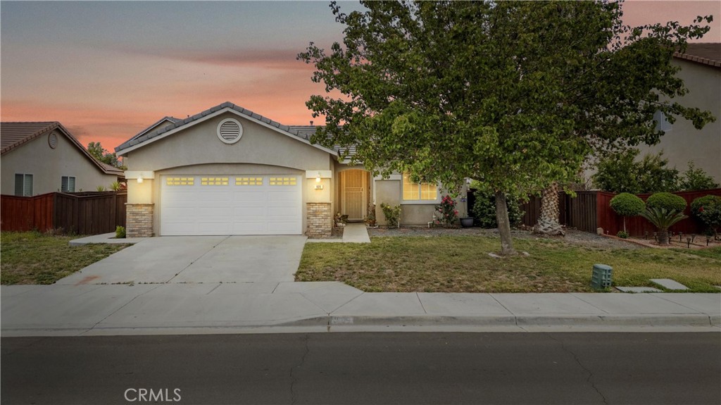 809 Early Dawn Way