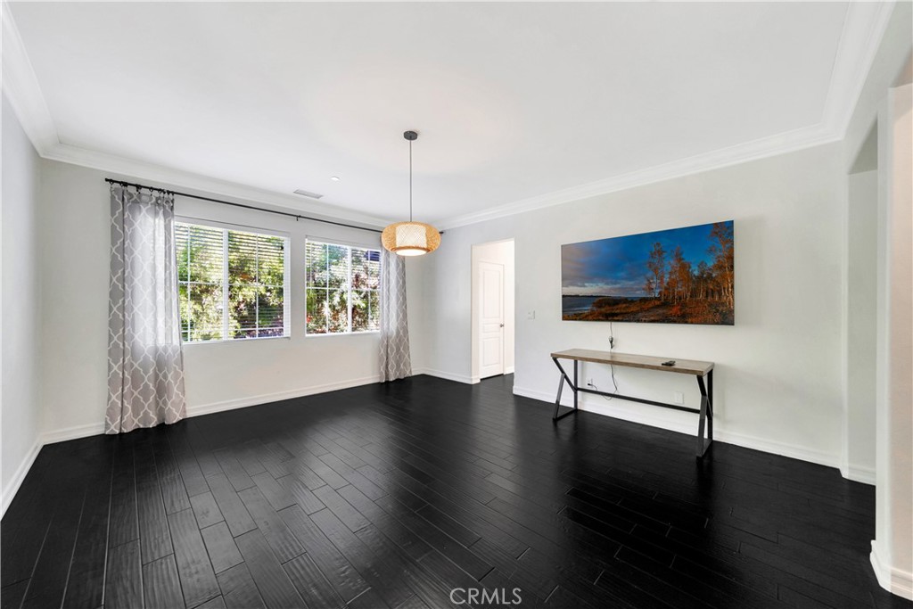 MLS #OC25252781 image #28