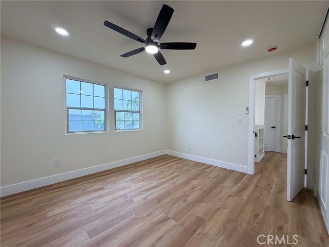 949 Oak Glen Ln, Colton, CA 92324 photo 11