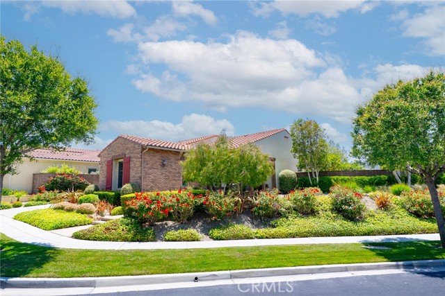 14 Garza, Rancho Mission Viejo CA: https://media.crmls.org/medias/6d1343c5-ea62-4fad-aa2c-5cb7a08a66df.jpg