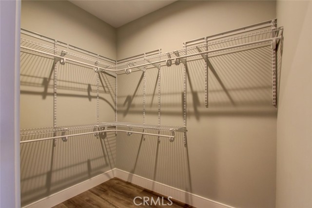 Detail Gallery Image 13 of 27 For 330 Salem #201,  Glendale,  CA 91203 - 3 Beds | 2/1 Baths