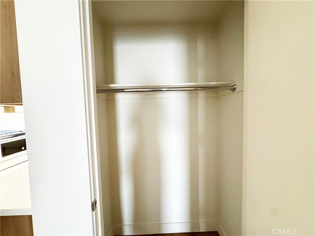 https://media.crmls.org/medias/6d13840c-4876-41a2-b45d-ee098b8b7880.jpg?preset=X-Large
