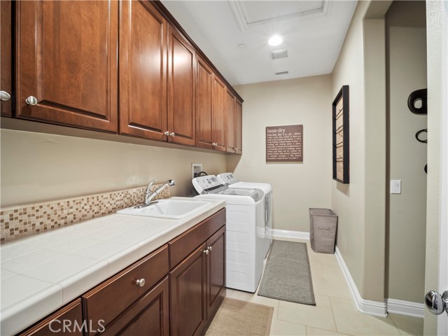 Detail Gallery Image 8 of 30 For 20365 Chianti Court, Yorba Linda,  CA 92886 - 3 Beds | 3/1 Baths