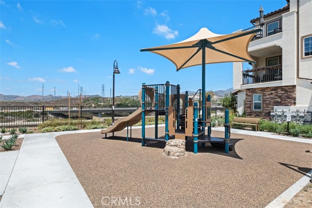 Image 45 of 51 For 242 Niebla Ln