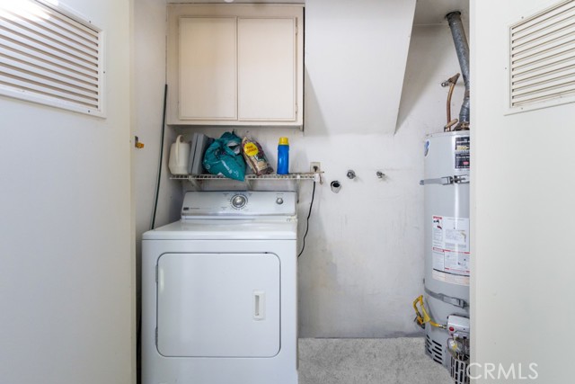 Washer/Dryer indoor next to Patio.