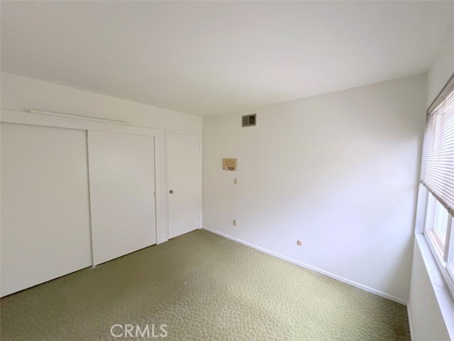 Detail Gallery Image 25 of 29 For 1622 Sunny Heights, Los Angeles,  CA 90065 - 5 Beds | 3 Baths