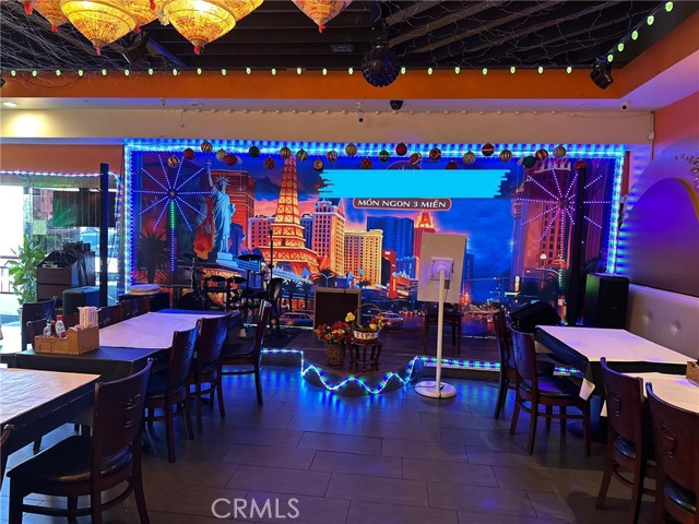 9082 Bolsa Avenue, Westminster CA: https://media.crmls.org/medias/6d153cec-e3a1-44b7-8b3d-1b00f353a759.jpg