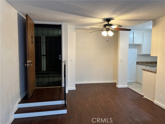 Detail Gallery Image 13 of 25 For 3565 Linden Ave, Long Beach,  CA 90807 - 2 Beds | 2 Baths