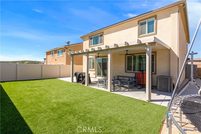 Detail Gallery Image 29 of 39 For 34438 Coconut Cir, Winchester,  CA 92596 - 4 Beds | 3 Baths