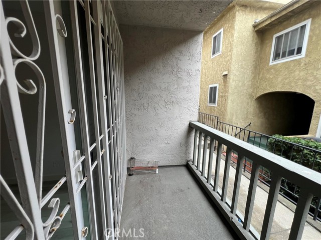 Detail Gallery Image 21 of 32 For 8740 Tuscany Ave #109,  Playa Del Rey,  CA 90293 - 1 Beds | 1 Baths