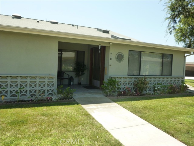 Detail Gallery Image 1 of 12 For 1650 Glenview Rd M12 77g, Seal Beach,  CA 90740 - 2 Beds | 1/1 Baths