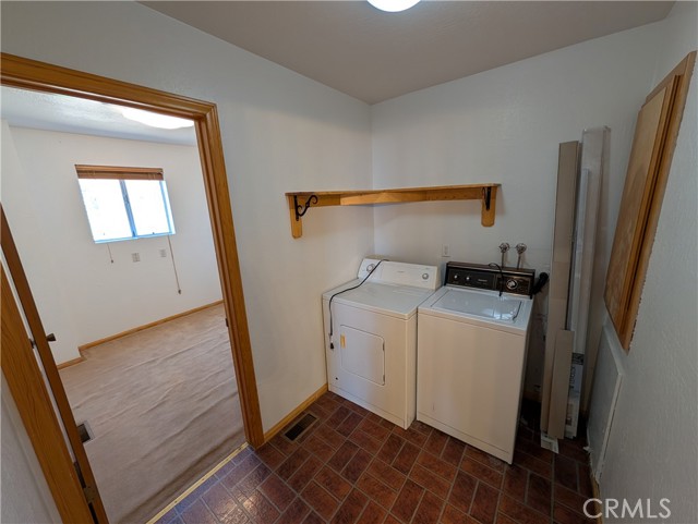31487 Old City Creek, Running Springs, CA 92382