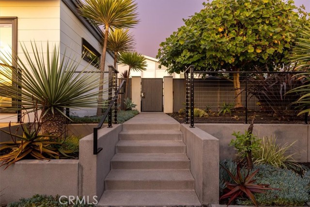 Image 6 of 70 For 2107 Sherwood Drive