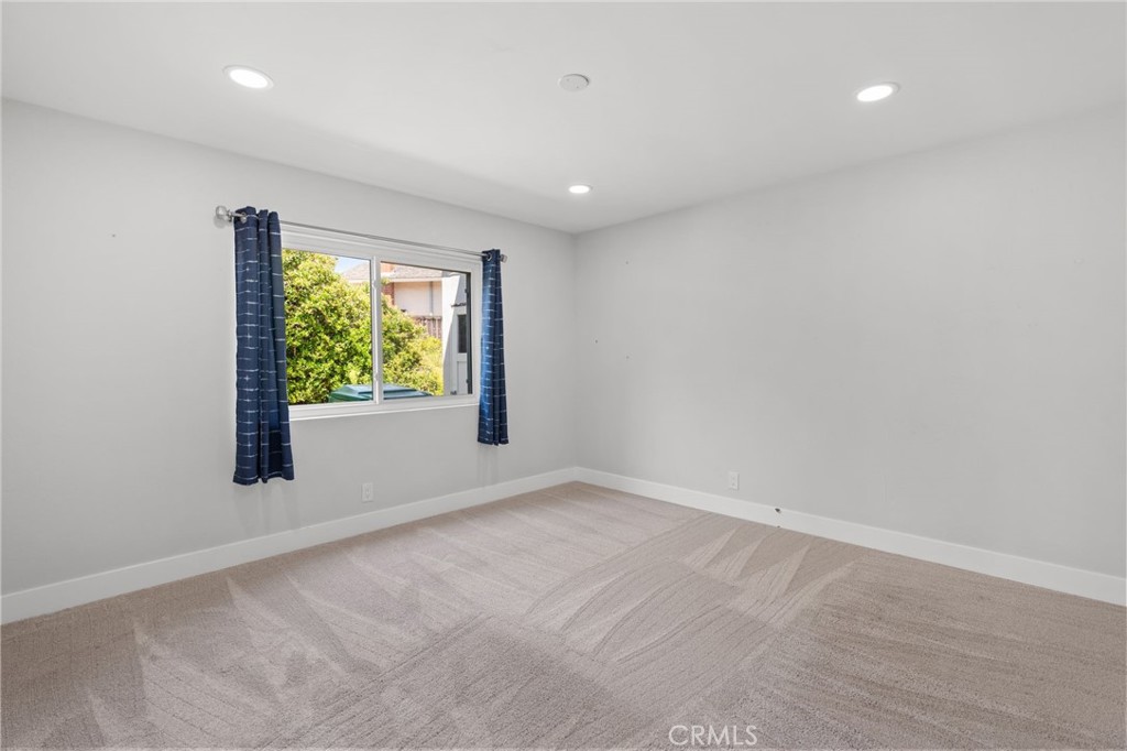 MLS #OC25155618 img 20