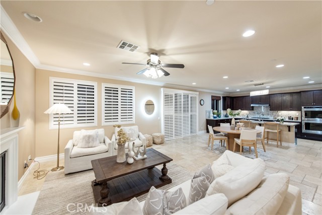 Detail Gallery Image 2 of 37 For 3 Silver Spruce Ct, Lake Forest,  CA 92630 - 5 Beds | 4 Baths