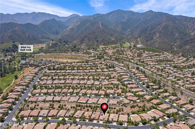 9121 Wooded Hill Drive, Corona CA: https://media.crmls.org/medias/6d18ffcb-133b-49d1-bd1a-9e95b572ac6b.jpg