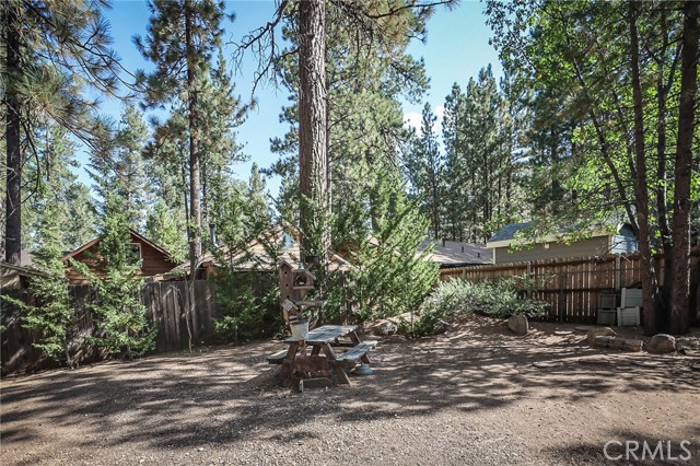 Detail Gallery Image 32 of 34 For 41490 Comstock Ln, Big Bear Lake,  CA 92315 - 3 Beds | 2 Baths