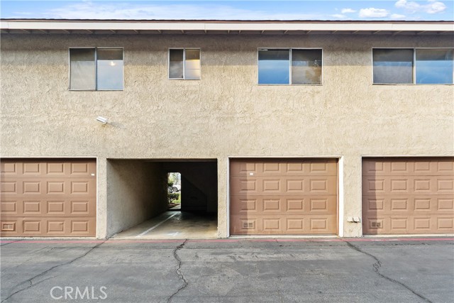 Detail Gallery Image 33 of 39 For 3088 Gladstone St #4,  Pomona,  CA 91767 - 2 Beds | 1 Baths