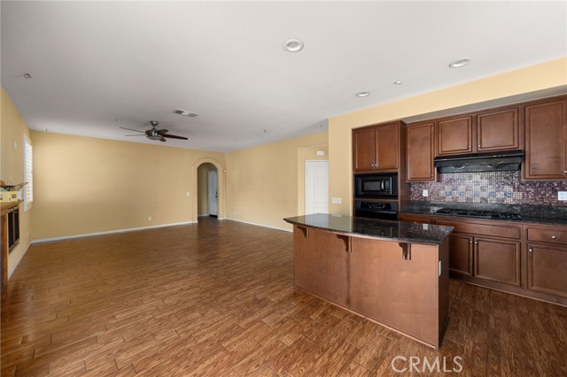 Detail Gallery Image 8 of 32 For 14964 Pepperdine Dr, Fontana,  CA 92336 - 4 Beds | 3 Baths